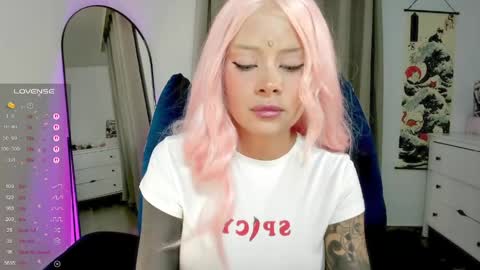 Snapshot of heybambino_ chatting on 06.05.26 Bambi.....Help me get 100 likes in the satisfaction bar. online show from 06.05.26