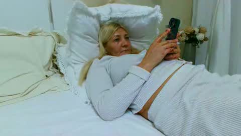 Heyheygrey online show from 11.18.25