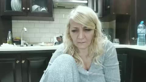 Snapshot of heyheygrey chatting on 05.14.26 Heyheygrey online show from 05.14.26