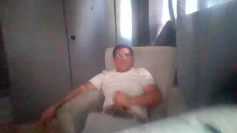 Snapshot of heythere925678 chatting on 04.19.26 heythere925678 online show from 04.19.26