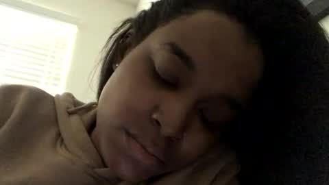 heyyou301990 online show from 10.31.25