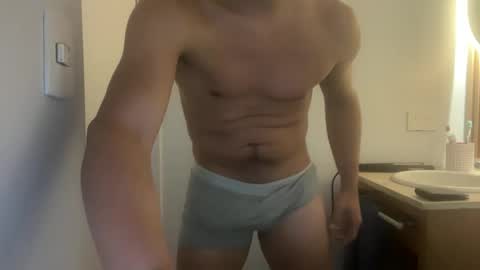 Snapshot of hhernan1 chatting on 05.17.26 hhernan1 online show from 05.17.26
