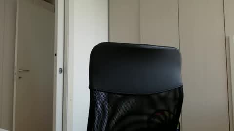 hhombre online show from 01.08.26