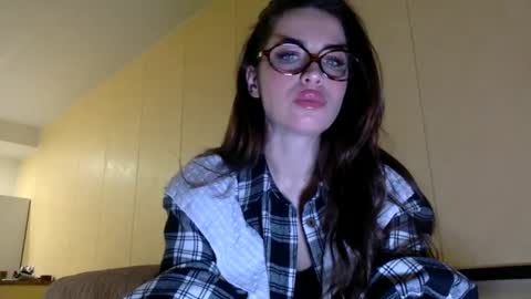 Snapshot of hiady21 chatting on 02.28.25 Foxxx07 online show from 02.28.25