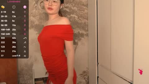 Hiaru online show from 11.30.25