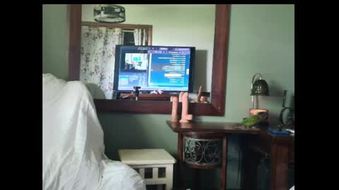 hidden_gold_milf online show from 04.27.26