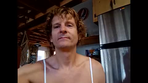 Snapshot of highpine chatting on 02.20.25 Highpine online show from 02.20.25