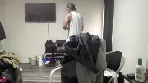 Snapshot of hihello400 chatting on 10.14.25 hihello400 online show from 10.14.25