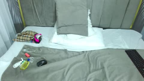 CLOE online show from 12.16.24