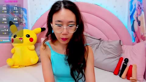 Snapshot of hikori_ chatting on 12.12.24 Hikori online show from 12.12.24