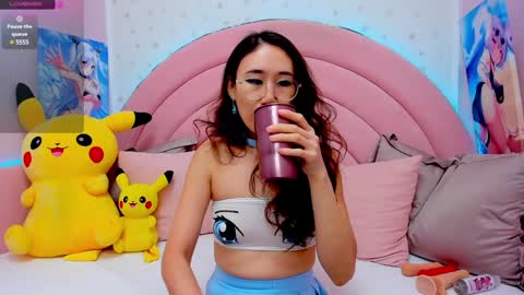 Snapshot of hikori_ chatting on 12.22.24 Hikori online show from 12.22.24