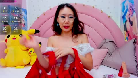 Snapshot of hikori_ chatting on 12.27.24 Hikori online show from 12.27.24