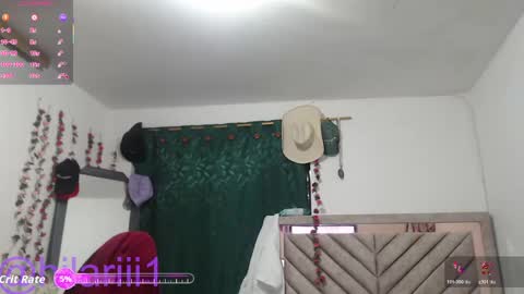 hilaril18 online show from 05.10.26
