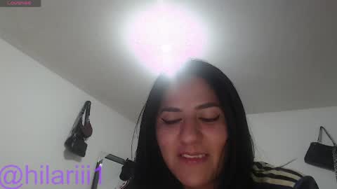 hilaril18 online show from 05.22.26