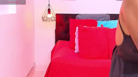 hilary banks online show from 06.30.26