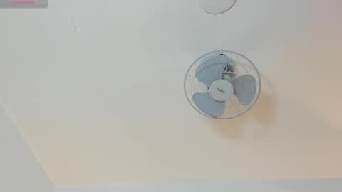 Snapshot of hilary_tailor chatting on 01.16.26 hilary_tailor online show from 01.16.26