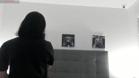 Snapshot of hilary_tailor chatting on 02.18.26 hilary_tailor online show from 02.18.26