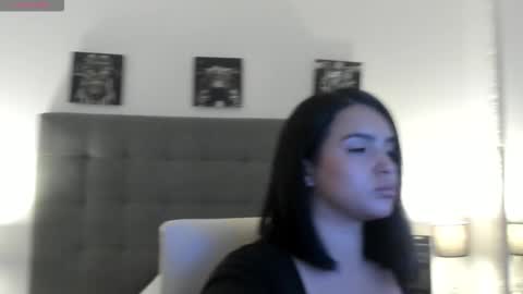 Snapshot of hilary_tailor chatting on 02.27.26 hilary_tailor online show from 02.27.26