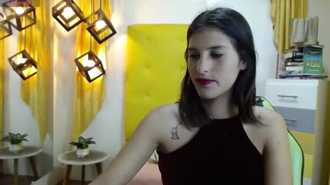 Snapshot of hilaryclowerx chatting on 12.28.24 H I L A R Y online show from 12.28.24