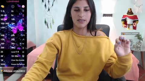 Snapshot of hilaryclowerx chatting on 01.29.25 H I L A R Y online show from 01.29.25
