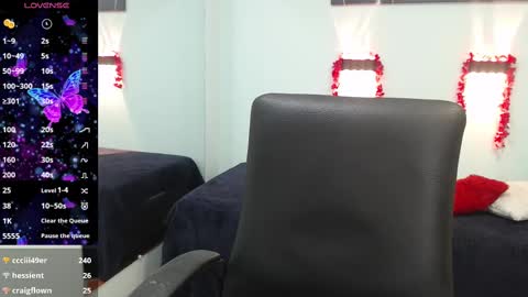 Snapshot of hilaryclowerx chatting on 03.06.25 H I L A R Y online show from 03.06.25
