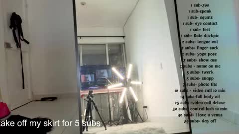 hillsdandarkie_44 online show from 11.12.25