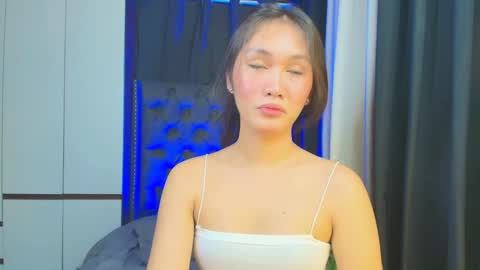 Snapshot of himarika chatting on 02.21.25 yuricah online show from 02.21.25