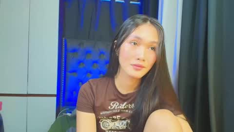 Snapshot of himarika chatting on 03.03.25 yuricah online show from 03.03.25