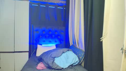 Snapshot of himarika chatting on 09.16.25 yuricah online show from 09.16.25