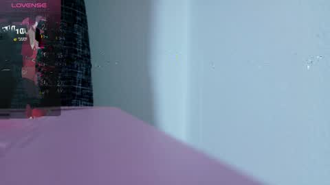 Inori Independent model online show from 04.11.26