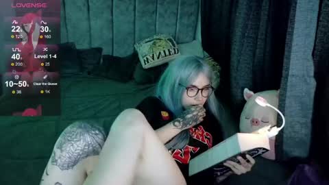Snapshot of himiko_08 chatting on 05.10.26 Inori Independent model online show from 05.10.26