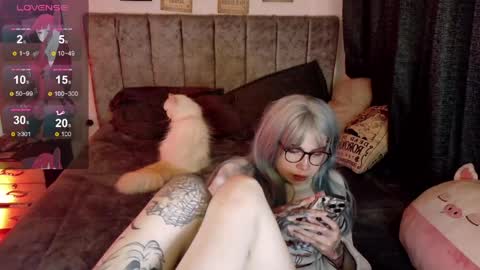 Snapshot of himiko_08 chatting on 05.12.26 Inori Independent model online show from 05.12.26