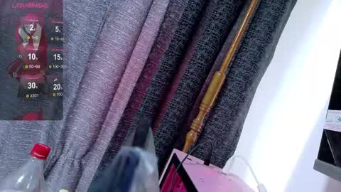 Snapshot of himiko_08 chatting on 05.18.26 Inori Independent model online show from 05.18.26