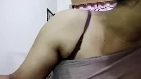 himuhimu22 online show from 04.12.26