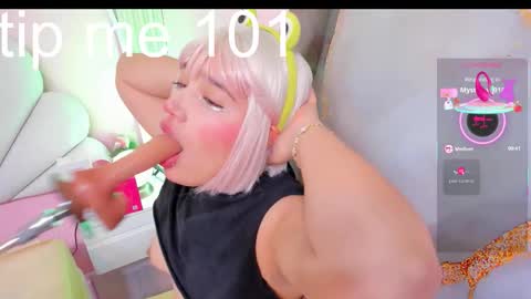 hinata_dolly online show from 11.11.25