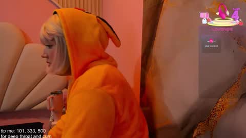 hinata_dolly online show from 11.25.25