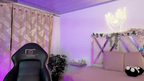 HINNA online show from 04.09.26