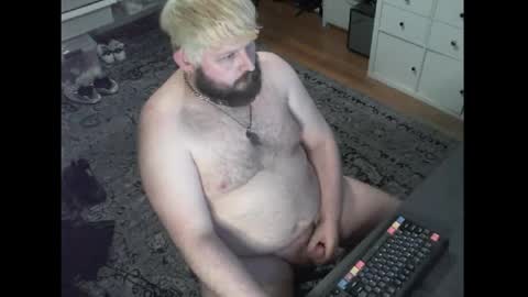 Snapshot of hipguy91 chatting on 04.19.26 hipguy91 online show from 04.19.26