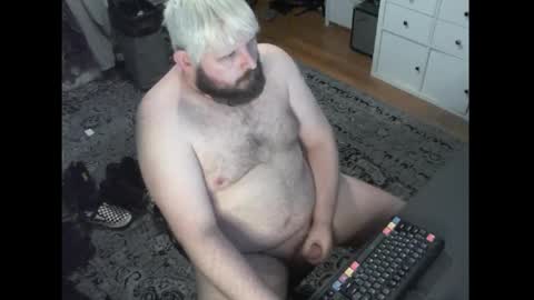 Snapshot of hipguy91 chatting on 04.20.26 hipguy91 online show from 04.20.26