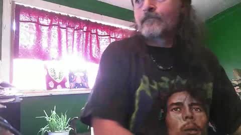 Snapshot of hippiedad333 chatting on 04.23.26 hippiedad333 online show from 04.23.26
