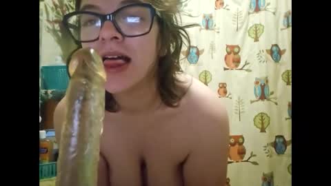 Snapshot of hippiesoul204 chatting on 12.02.24 hippiesoul204 online show from 12.02.24