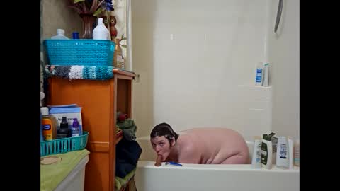 Snapshot of hippiesoul204 chatting on 12.07.24 hippiesoul204 online show from 12.07.24