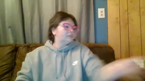 Bella online show from 02.13.25