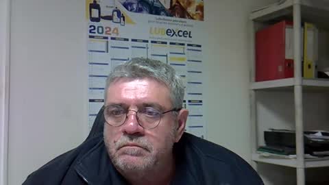 Snapshot of hippopotame17 chatting on 12.12.24 hippo online show from 12.12.24