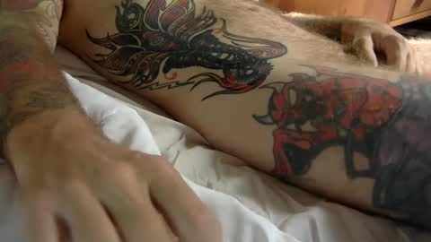 Snapshot of hippybiker chatting on 12.11.24 hippybiker online show from 12.11.24