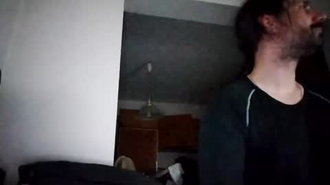 Snapshot of hmuench85 chatting on 01.04.25 H online show from 01.04.25