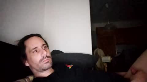 Snapshot of hmuench85 chatting on 02.01.25 H online show from 02.01.25