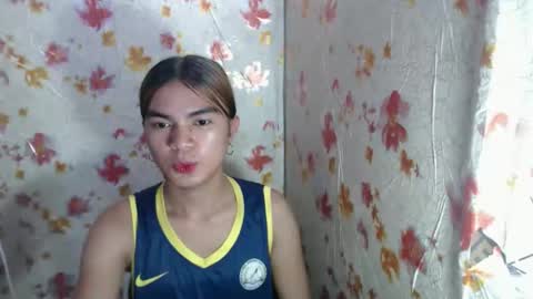 Snapshot of hoelykarina chatting on 03.08.26 Karina3 online show from 03.08.26