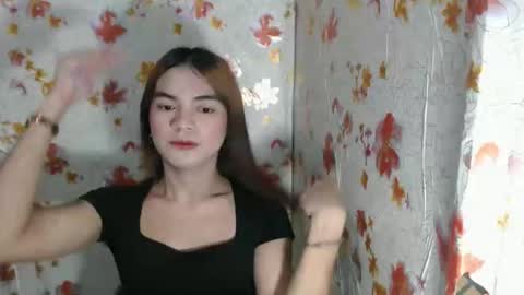 Snapshot of hoelykarina chatting on 03.08.26 Karina3 online show from 03.08.26