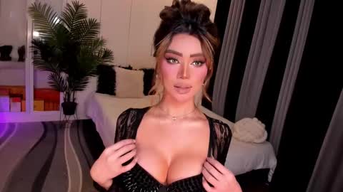 Ms. Laura online show from 09.17.25